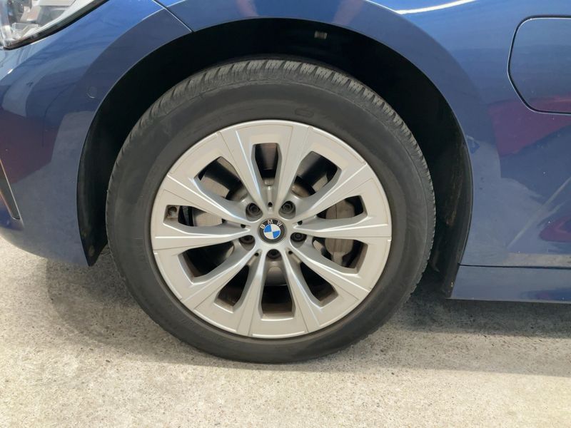 BMW 3er 330e Advantage 2021 – снимка 3