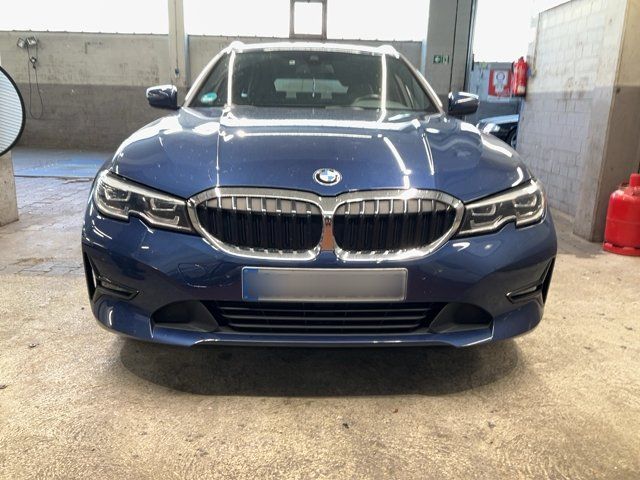 BMW 3er 330e Advantage 2021 – снимка 14