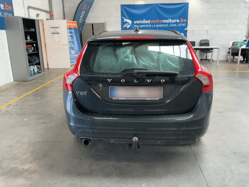 Volvo V60 1.6 D Momentum 2013 – снимка 7
