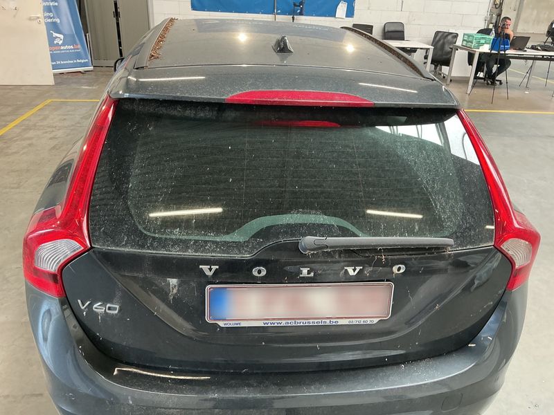 Volvo V60 1.6 D Momentum 2013 – снимка 34