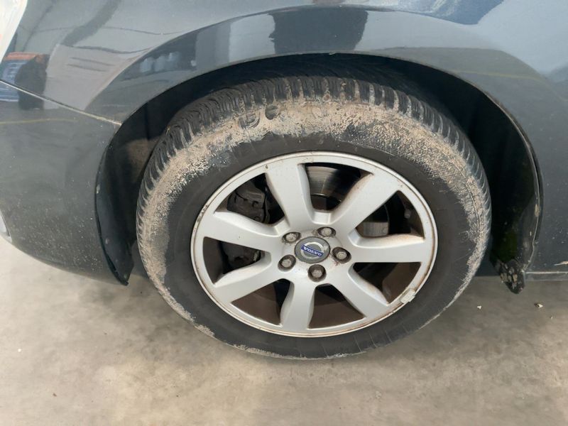 Volvo V60 1.6 D Momentum 2013 – снимка 3
