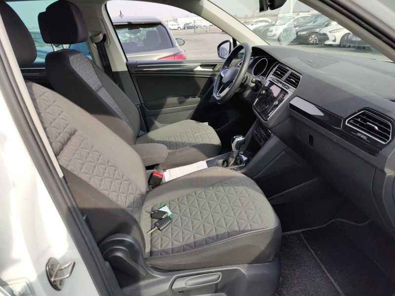 Volkswagen Tiguan 2.0 TDI Life Plus 2023 – снимка 10