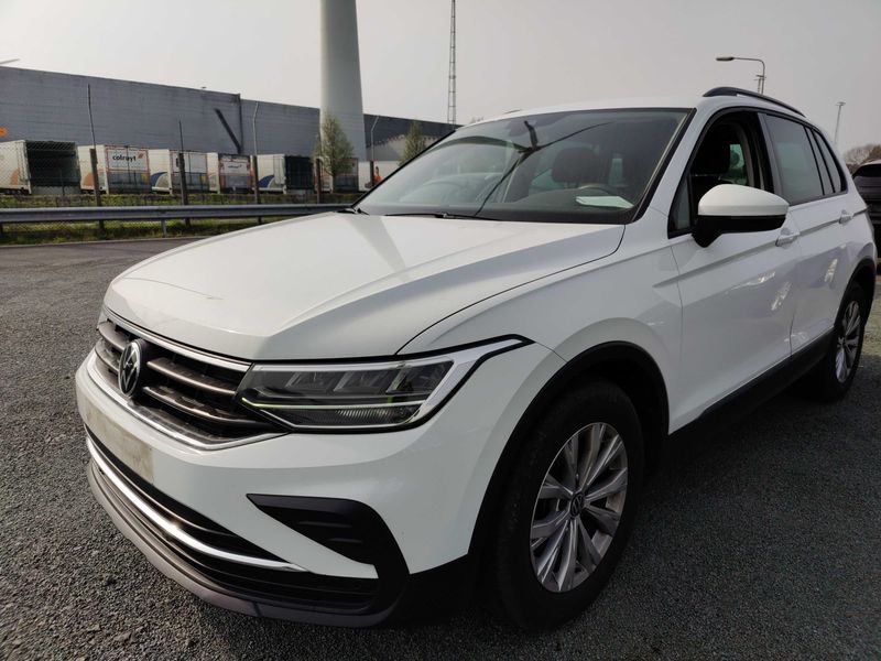 Volkswagen Tiguan 2.0 TDI Life Plus 2023 – снимка 2