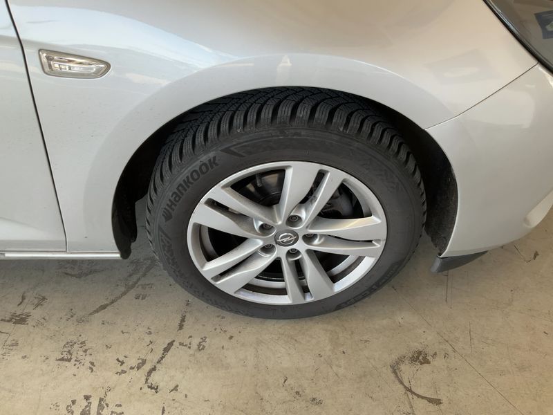 Opel Astra 1.5 CDTI Edition Start/Stop 2021 – снимка 11