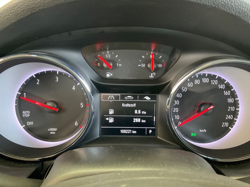 Opel Astra 1.5 CDTI Edition Start/Stop 2021 – снимка 18
