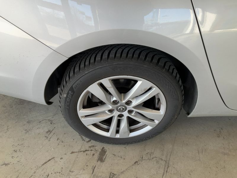 Opel Astra 1.5 CDTI Edition Start/Stop 2021 – снимка 9