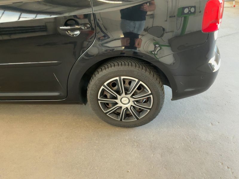 Volkswagen Touran 1.6 TDI Life 2013 – снимка 5