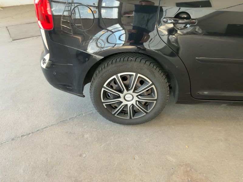 Volkswagen Touran 1.6 TDI Life 2013 – снимка 9