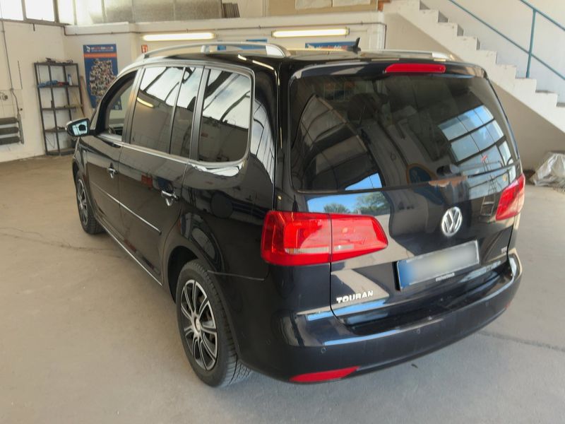 Volkswagen Touran 1.6 TDI Life 2013 – снимка 6