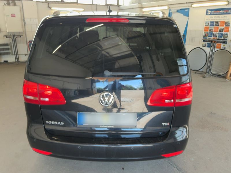 Volkswagen Touran 1.6 TDI Life 2013 – снимка 7