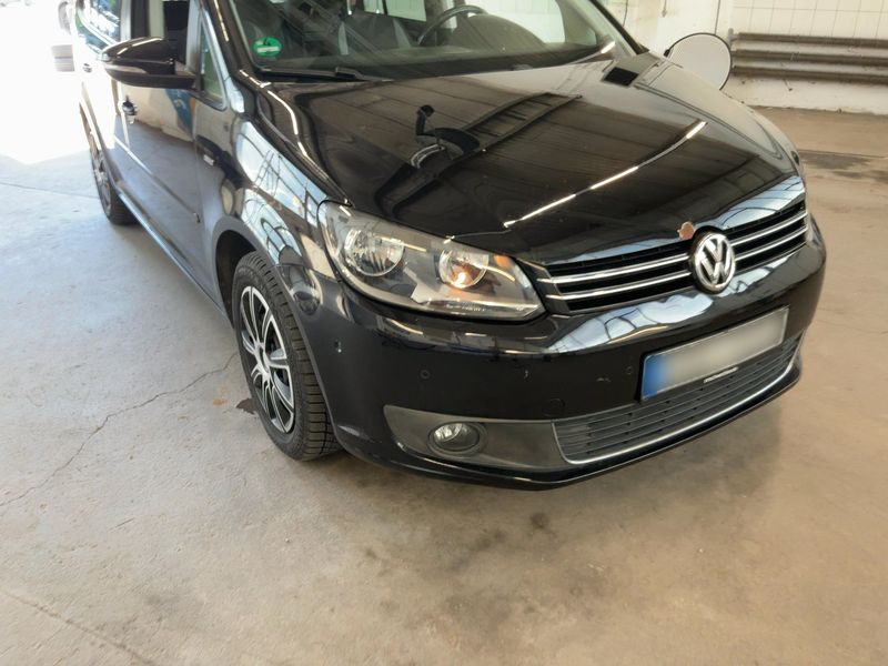 Volkswagen Touran 1.6 TDI Life 2013 – снимка 12
