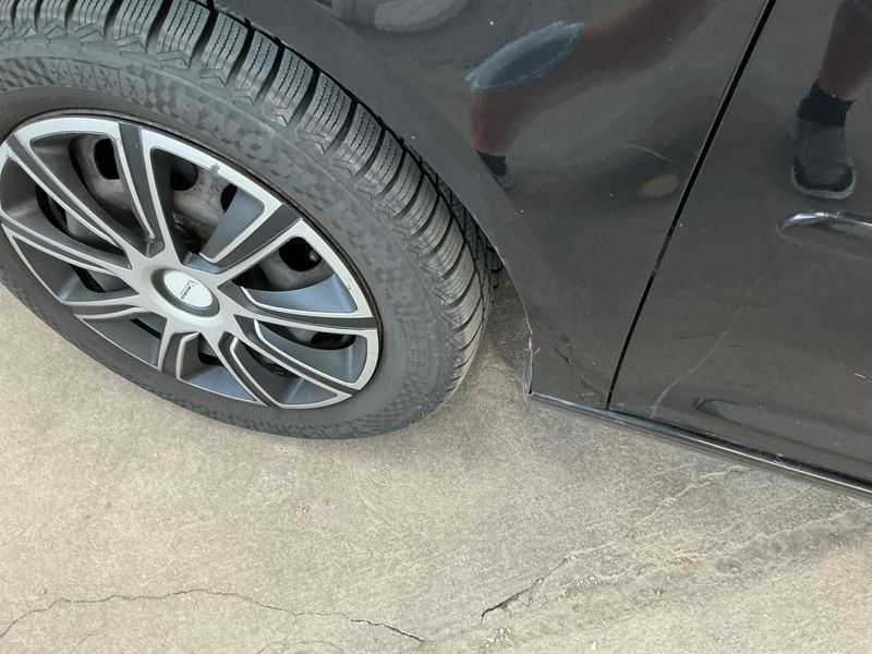 Volkswagen Touran 1.6 TDI Life 2013 – снимка 25