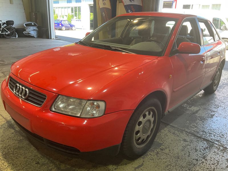Audi A3 1.8 Turbo Attraction 2000 – снимка 1