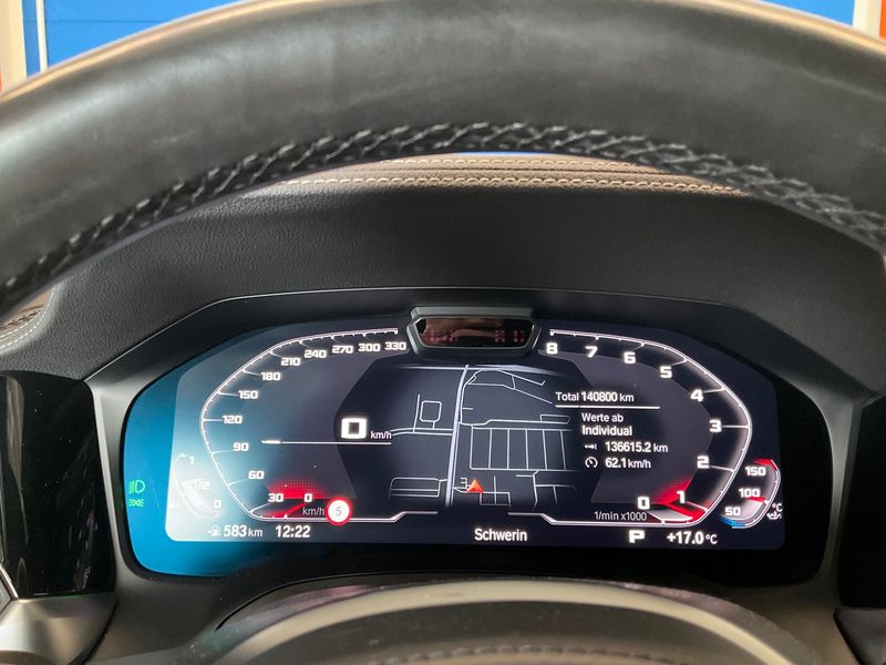 BMW 3er 330d xDrive M Sport 2020 – снимка 19