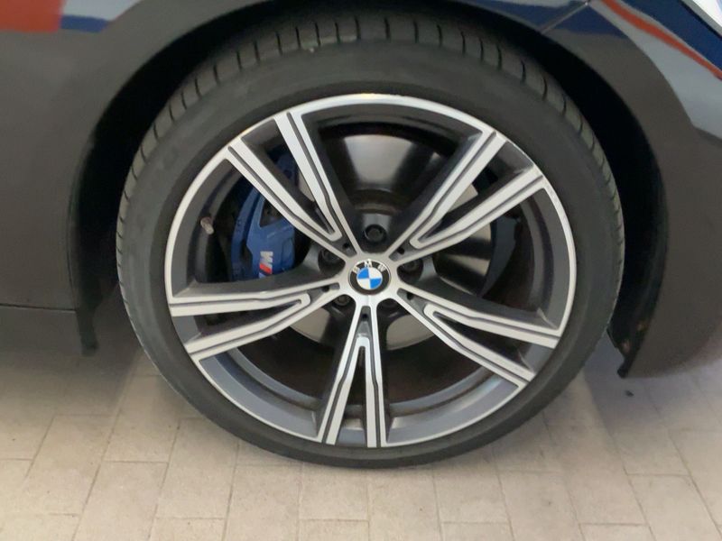 BMW 3er 330d xDrive M Sport 2020 – снимка 11