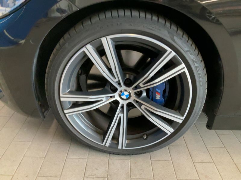 BMW 3er 330d xDrive M Sport 2020 – снимка 3