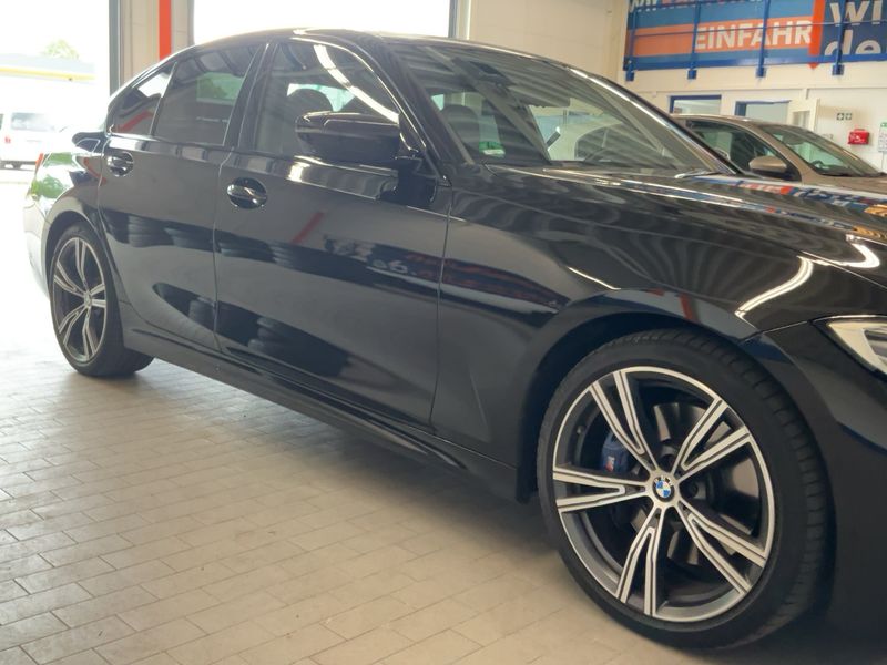 BMW 3er 330d xDrive M Sport 2020 – снимка 12