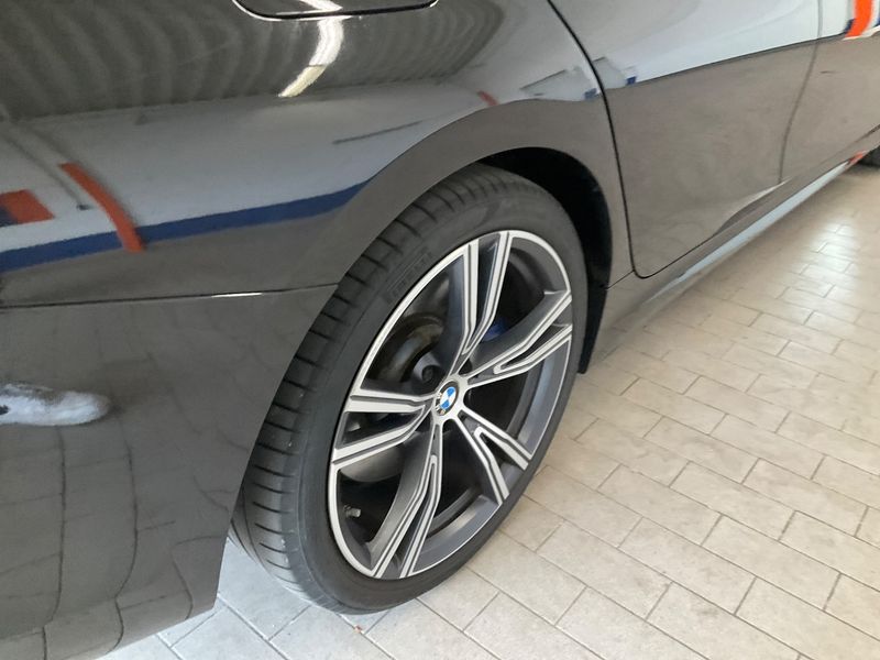 BMW 3er 330d xDrive M Sport 2020 – снимка 15