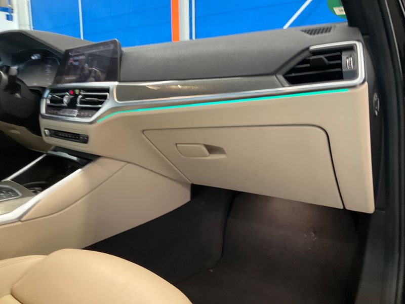 BMW 3er 330d xDrive M Sport 2020 – снимка 23