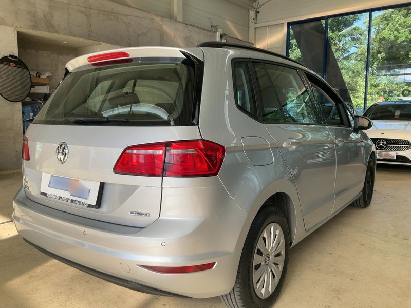 Volkswagen Golf VII Sportsvan 1.6 TDI Trendline BlueMotion Tech 2016 – снимка 8