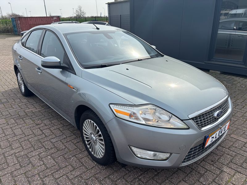 Ford Mondeo 2.0 Titanium 2010 – снимка 6