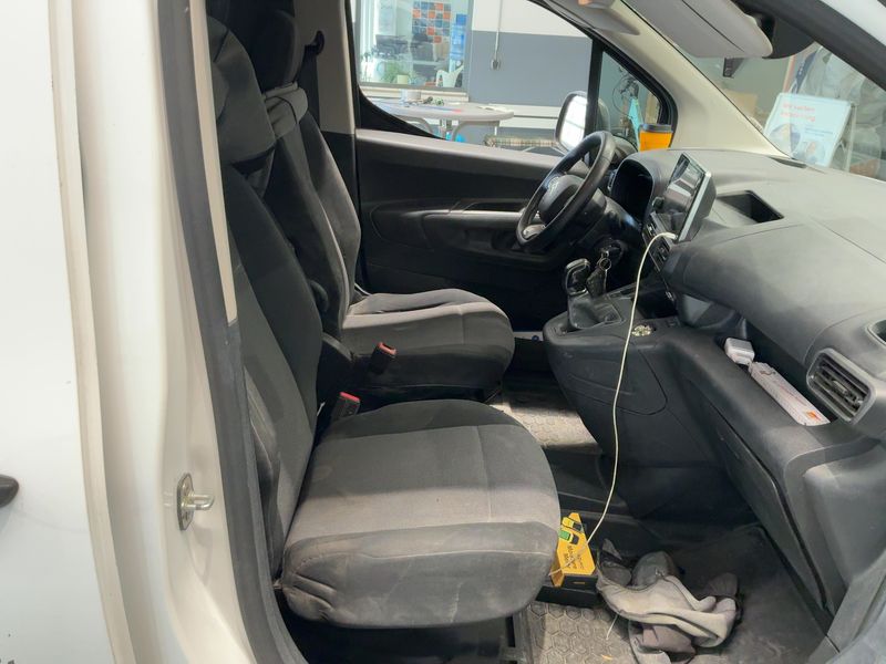 Citroen Berlingo 1.6 Blue-HDi Driver M 2019 – снимка 16