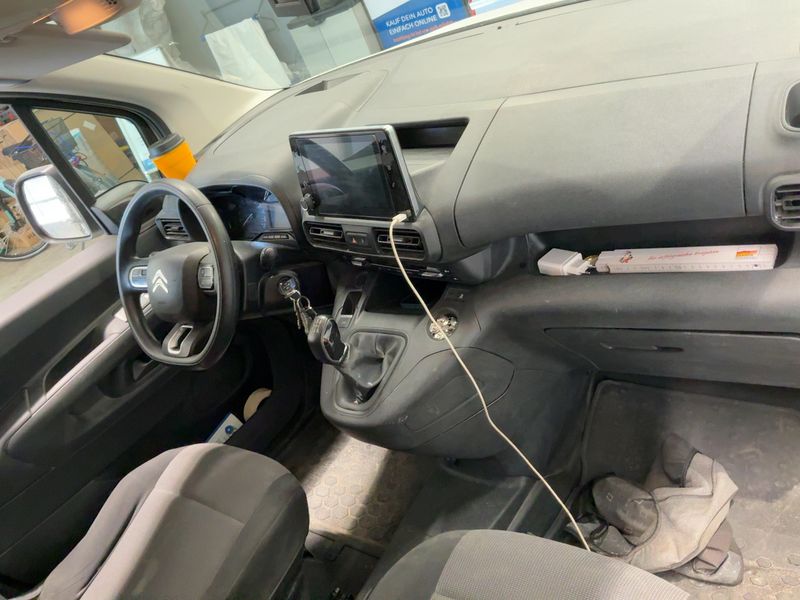 Citroen Berlingo 1.6 Blue-HDi Driver M 2019 – снимка 17