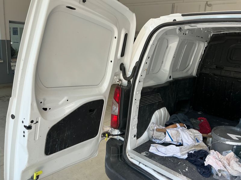 Citroen Berlingo 1.6 Blue-HDi Driver M 2019 – снимка 23
