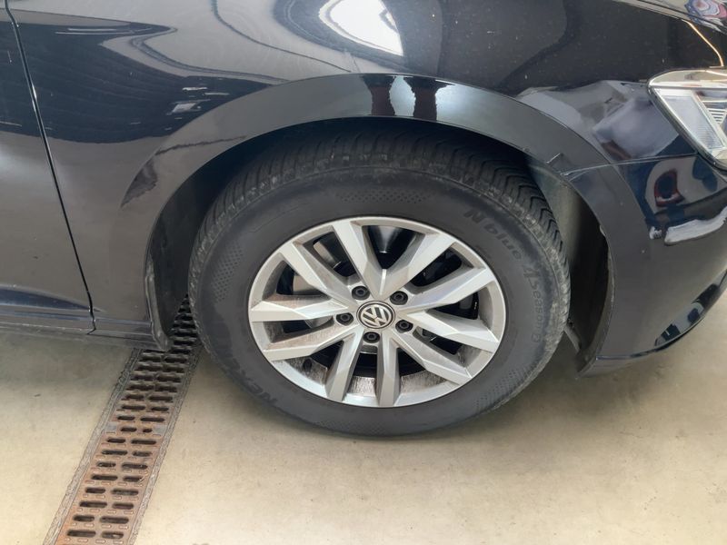 Volkswagen Passat 2.0 TDI Comfortline BlueMotion Tech 2018 – снимка 11