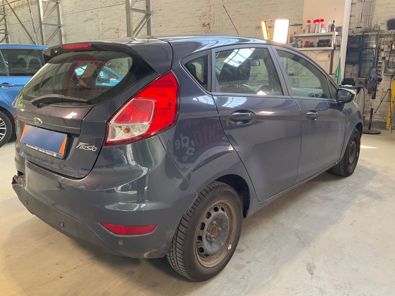 Ford Fiesta 1.5 TDCi SYNC Edition 2015 – снимка 2