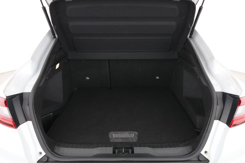 Renault Arkana 1.3 TCe Mild-Hybrid R.S. Line 2023 – снимка 15