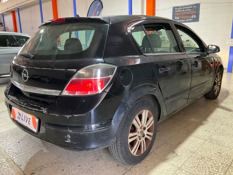 Opel Astra 1.7 CDTI Edition 2009 – снимка 2