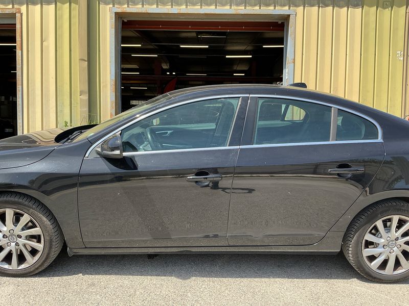 Volvo S60 2.0 D2 Momentum 2015 – снимка 4