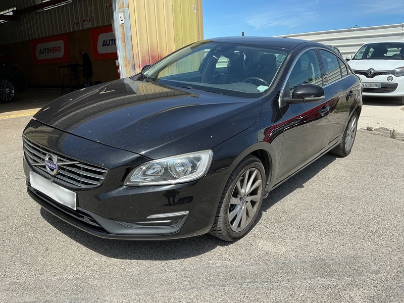 Volvo S60 2.0 D2 Momentum 2015 – снимка 2