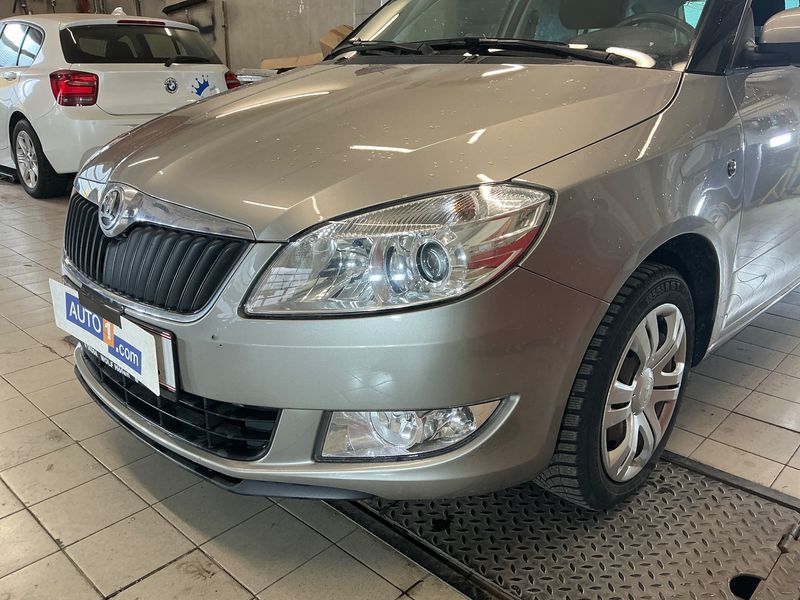 Skoda Fabia 1.2 TSI Ambition 2014 – снимка 52