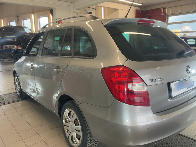 Skoda Fabia 1.2 TSI Ambition 2014 – снимка 6