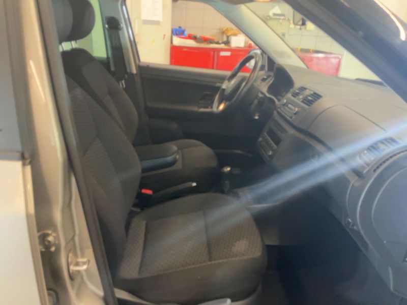 Skoda Fabia 1.2 TSI Ambition 2014 – снимка 17