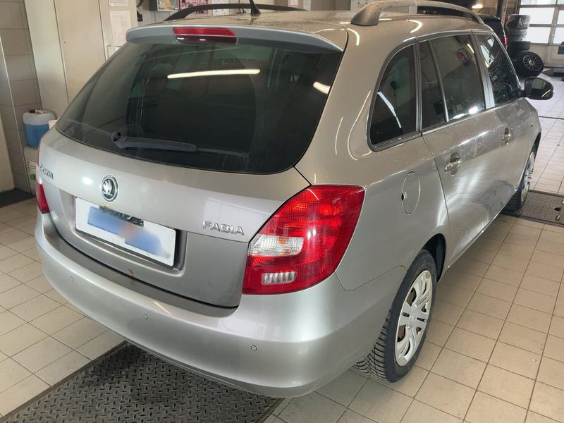 Skoda Fabia 1.2 TSI Ambition 2014 – снимка 8