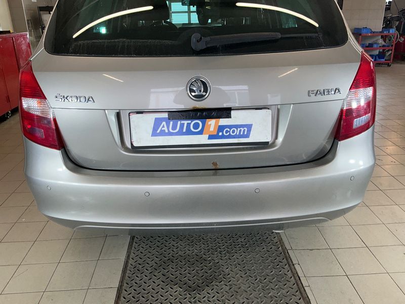 Skoda Fabia 1.2 TSI Ambition 2014 – снимка 47