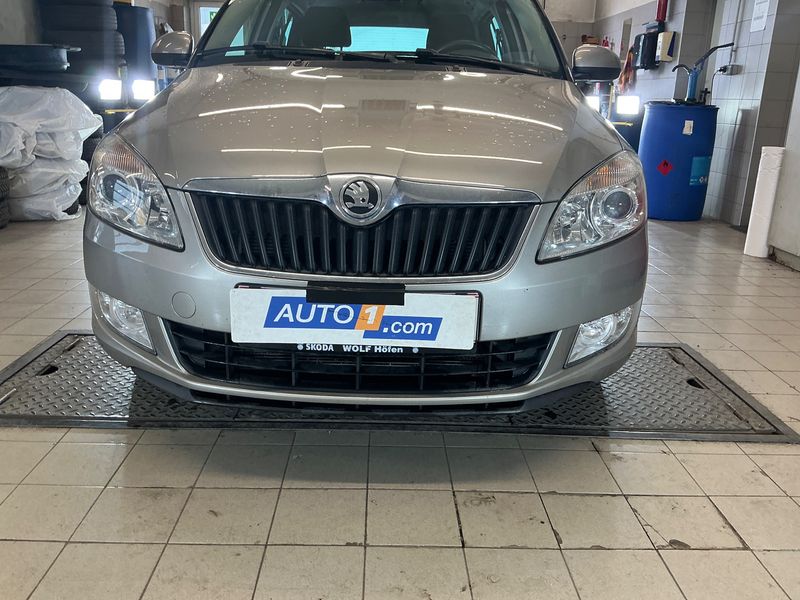 Skoda Fabia 1.2 TSI Ambition 2014 – снимка 51