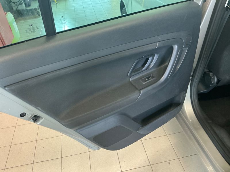 Skoda Fabia 1.2 TSI Ambition 2014 – снимка 32