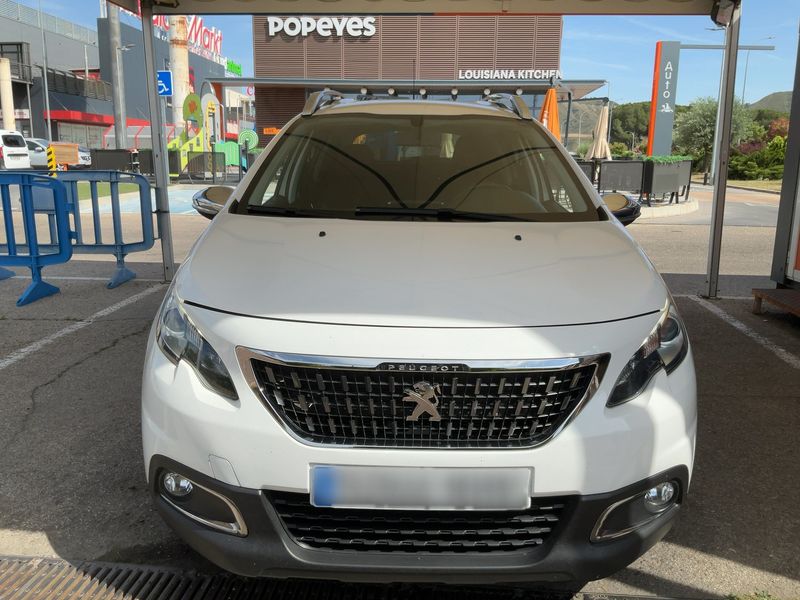 Peugeot 2008 1.6 Blue-HDi Style 2018 – снимка 14