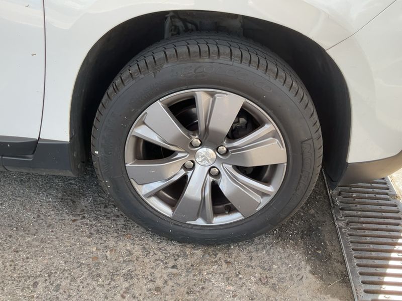 Peugeot 2008 1.6 Blue-HDi Style 2018 – снимка 11