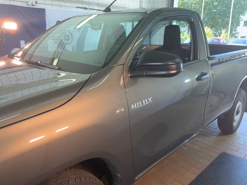 Toyota Hilux 2.4 D-4D Single Cab Duty 4x2 2022 – снимка 4