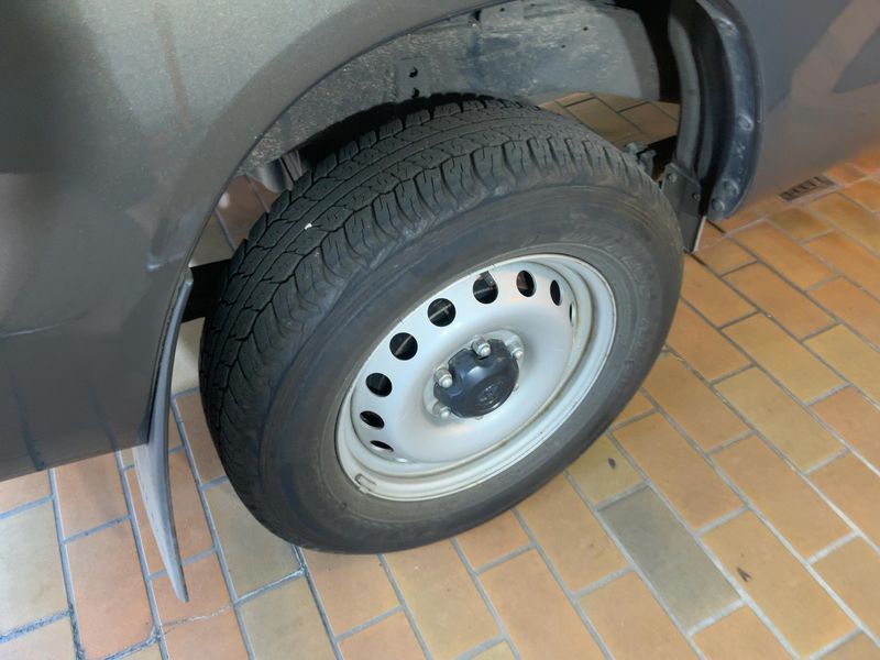 Toyota Hilux 2.4 D-4D Single Cab Duty 4x2 2022 – снимка 9