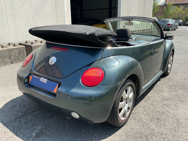 Volkswagen New Beetle 2.0 2003 – снимка 2