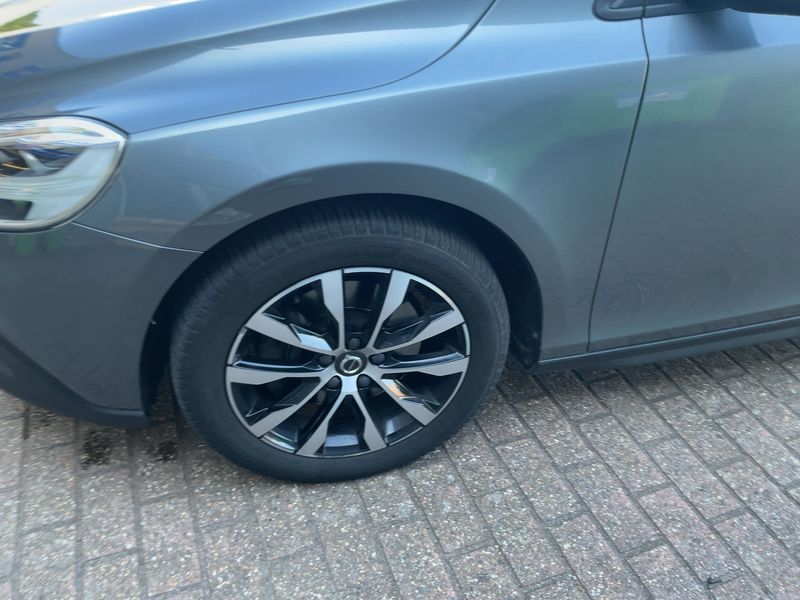 Volvo V40 Cross Country 2.0 D3 2019 – снимка 3