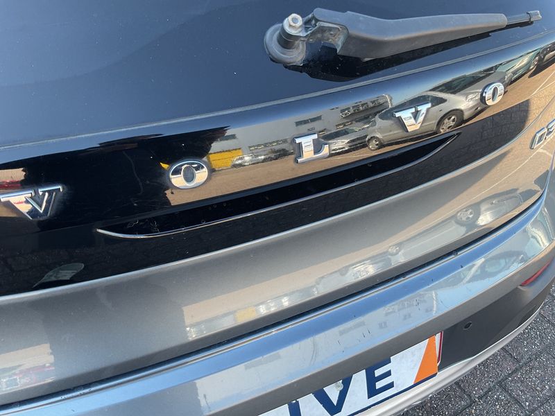 Volvo V40 Cross Country 2.0 D3 2019 – снимка 43