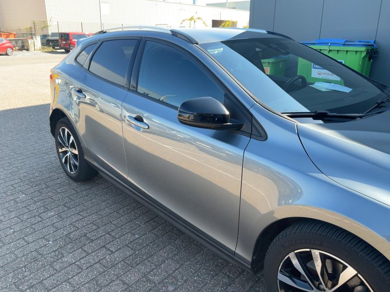 Volvo V40 Cross Country 2.0 D3 2019 – снимка 12