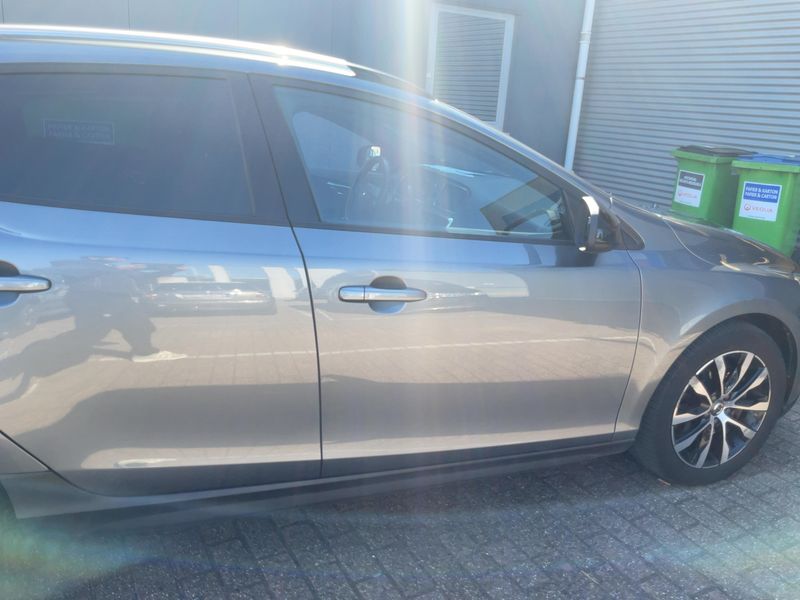 Volvo V40 Cross Country 2.0 D3 2019 – снимка 10